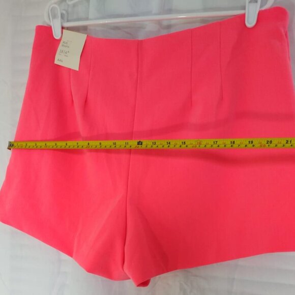 Short shorts for women, elasticated, pink, size 16 - Picture 5 of 6